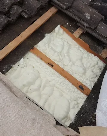 Roof Insulation Spray Foam under Roofing Felt